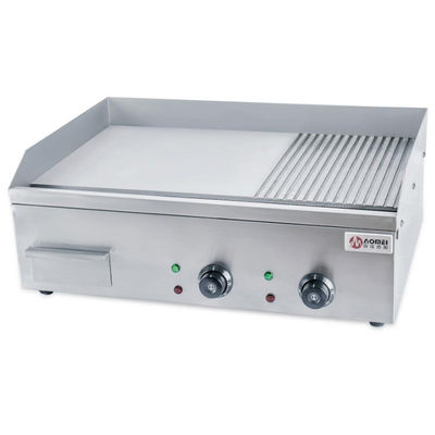 Equipamento de cozinha de hotel Meio plano Meio poço Grill elétrico Silver Countertop de aço