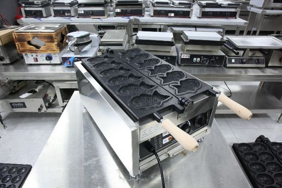 220V Automático Elétrico em forma de peixe Taiyaki Waffle Maker com 6 Waffle moldes