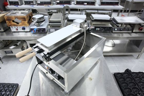 220V Automático Elétrico em forma de peixe Taiyaki Waffle Maker com 6 Waffle moldes
