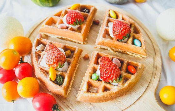 Máquina de fabricação de waffles com temperatura controlada