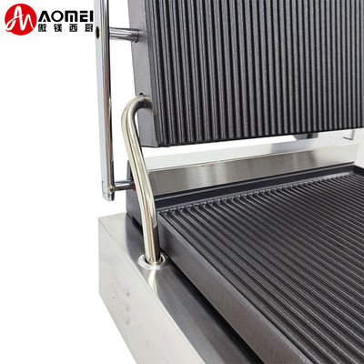 215*215mm Grelha Superior Tamanho Grelha Elétrica Panini Press Contact Grill para empresas de restauração