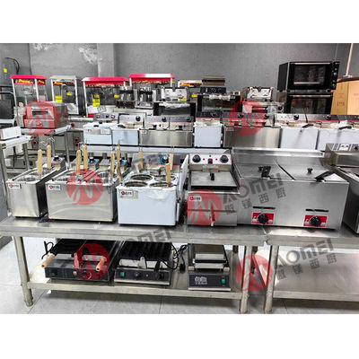Máquina de fabricação de waffles elétrica de placa antiaderente 1300W para snack bar longa vida útil